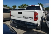 $27990 : Toyota Tundra 2019 4x4 SR5 4 thumbnail