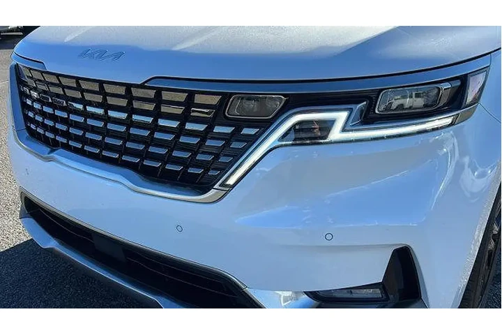 $36984 : Kia Carnival 2023 SX Prestig image 9