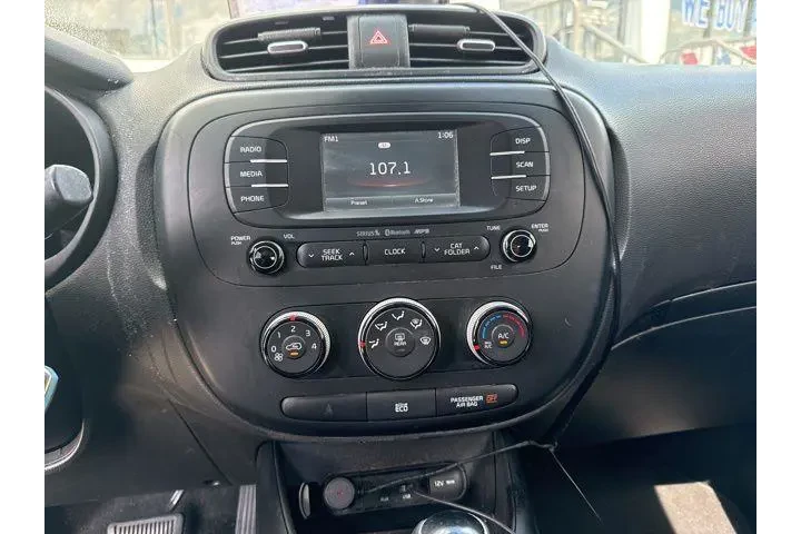 $9991 : Kia Soul 2016 + 4dr Crossove image 5