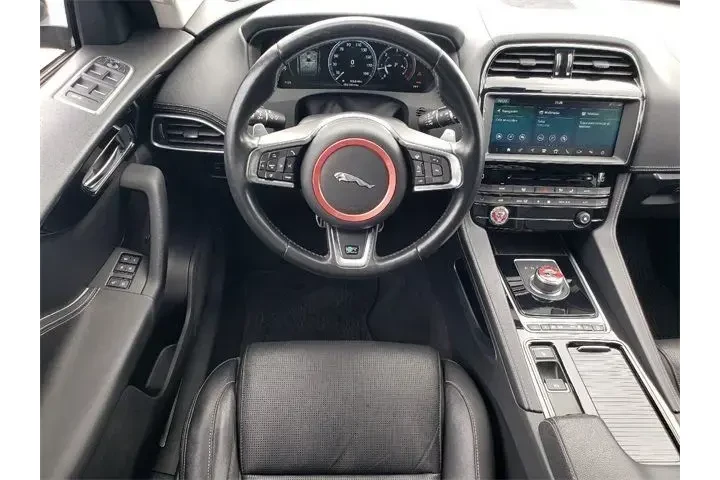 $17990 : Jaguar F-PACE 2018 AWD 20d R image 6