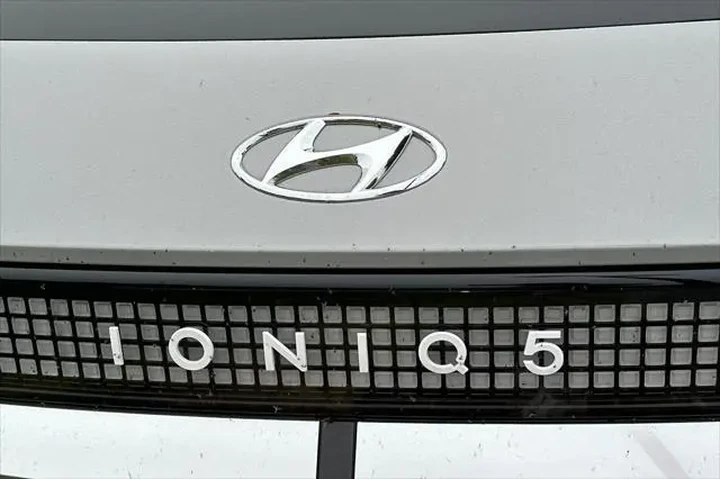 $31990 : Hyundai IONIQ 5 2024 Limited image 7