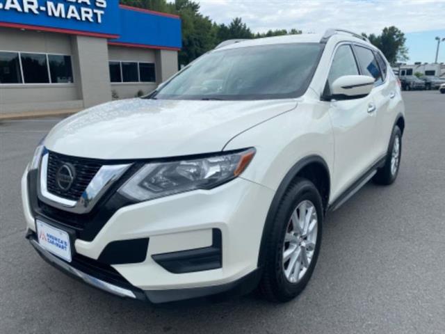 2018 Rogue image 1