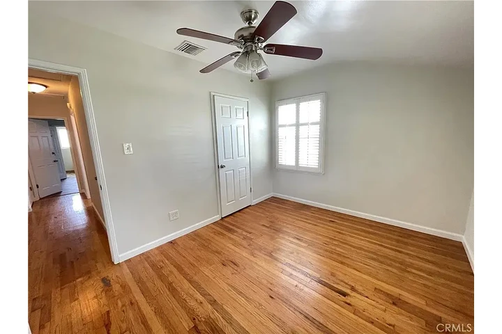 $900 : Beautiful Home...LAKEWOOD,CA image 4