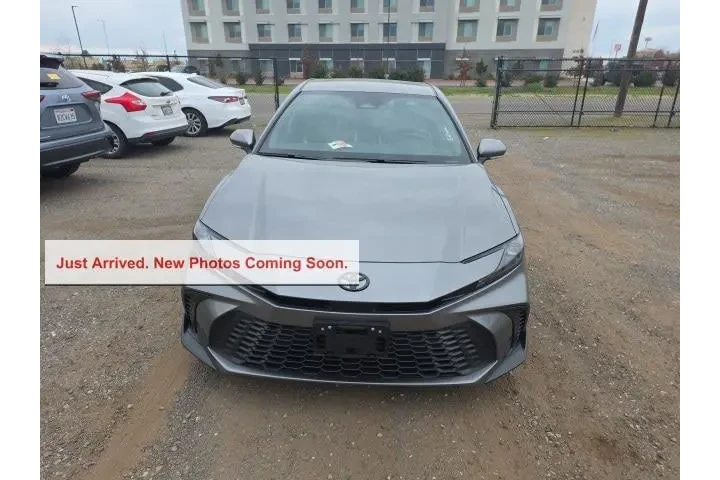 $37900 : Toyota Camry 2026 SE 4dr Sed image 2