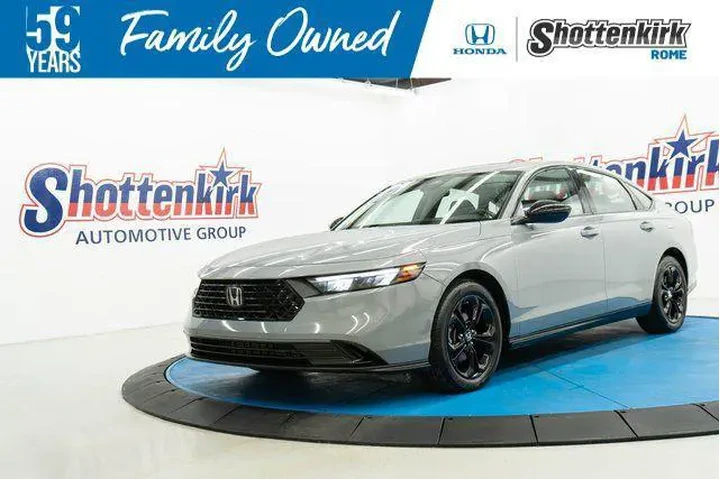 $29054 : Honda Accord 2025 SE 4dr Sed image 1