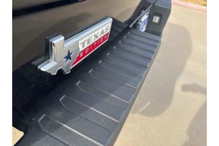 $26487 : Ford F-150 2019 4x4 XLT 4dr image 6