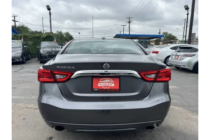 $15495 : 2017 Maxima 3.5 SV image 8