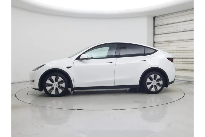 $32998 : Tesla Model Y 2022 AWD Long image 3