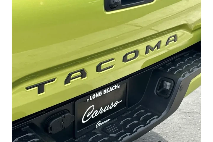 $38995 : Toyota Tacoma 2023 4x4 TRD P image 9