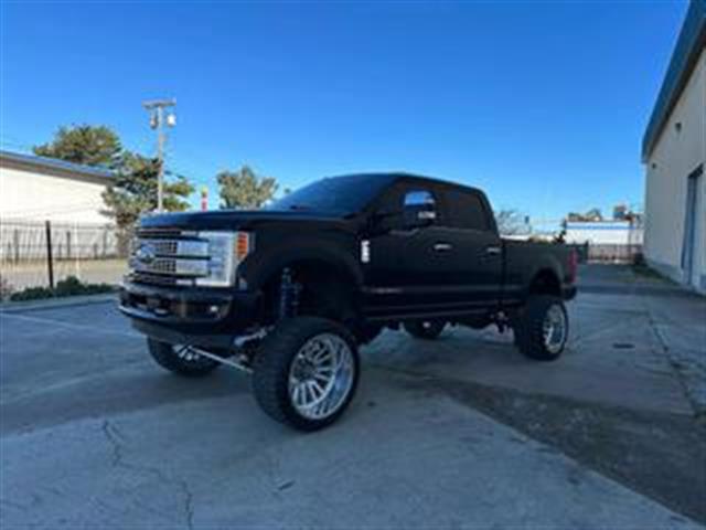 $64995 : 2018 FORD F250 SUPER DUTY CRE image 1