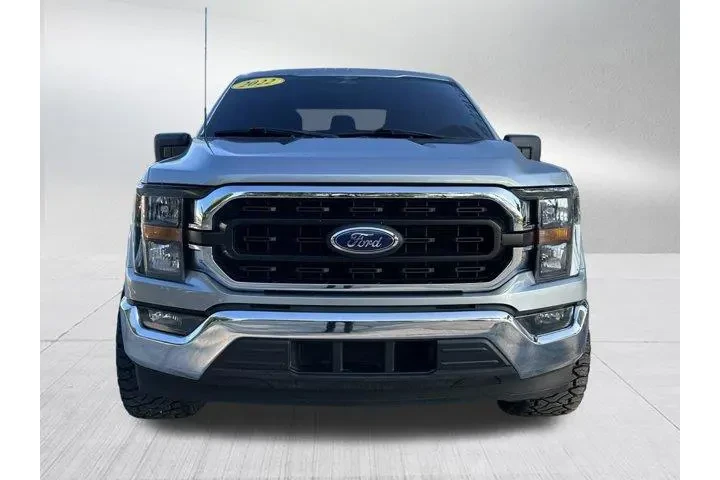 $27896 : Ford F-150 2023 4x2 XL 4dr S image 2