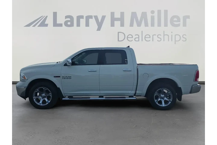$24252 : Ram 1500 2016 4x4 Laramie 4d image 2