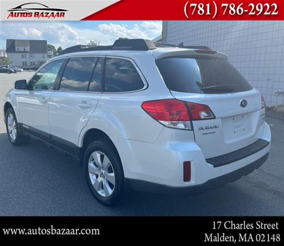 $7700 : Used 2012 Outback 4dr Wgn H4 image 3