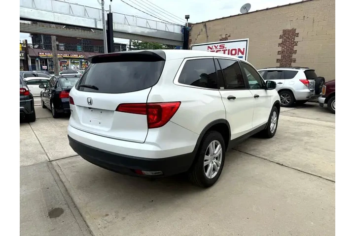 $15995 : 2018 Pilot LX 4WD image 5