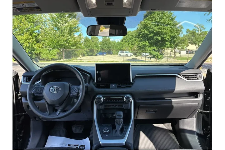 $33689 : Gold Certified2025 RAV4 Hybri image 3