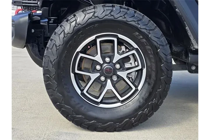 $39995 : Jeep Wrangler 2024 4x4 Rubic image 10