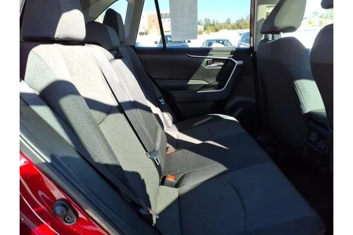 $36825 : Toyota RAV4 Hybrid 2024 AWD image 7