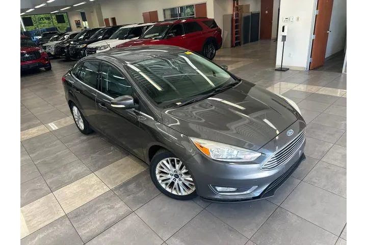 $10000 : Ford Focus 2016 Titanium 4dr image 8