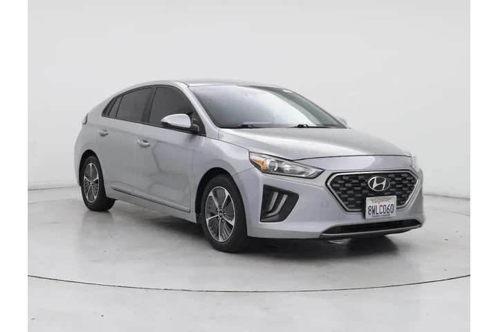 $17998 : Hyundai IONIQ Plug-in Hybrid image 1