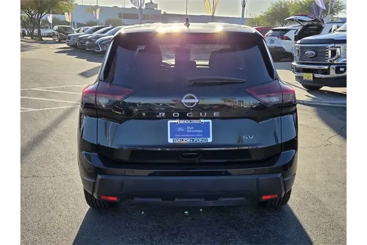 $22990 : Nissan Rogue 2024 SV 4dr Cro image 7