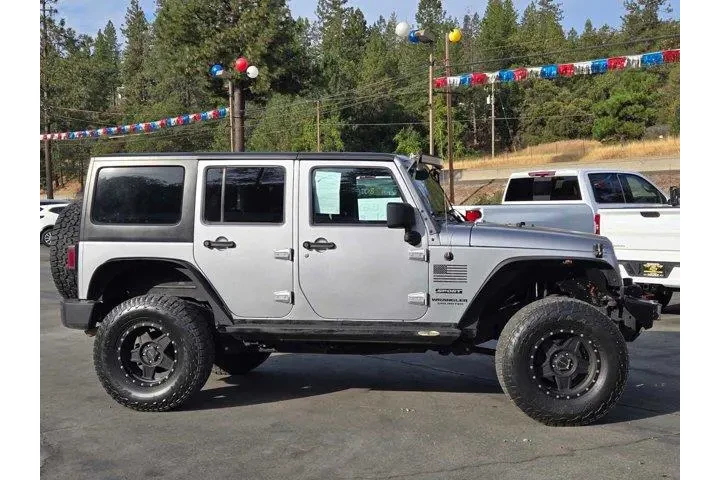 $25493 : Jeep Wrangler Unlimited 2016 image 3