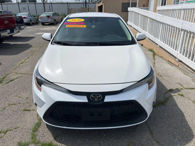 $15599 : 2020 Corolla LE image 4