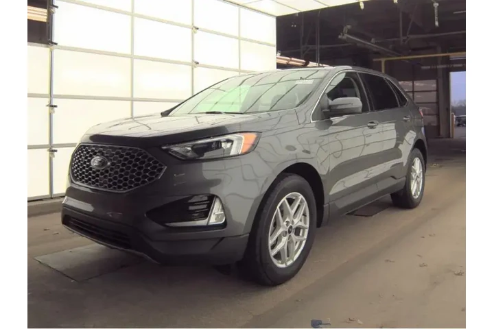 $23999 : Ford Edge 2023 AWD ST-Line 4 image 2