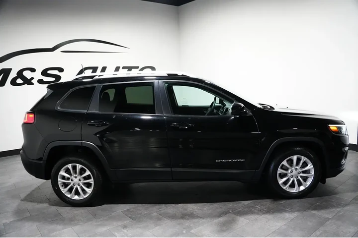 $17208 : 2020 Cherokee image 6