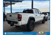 $33168 : Toyota Tacoma 2021 4x4 TRD P thumbnail