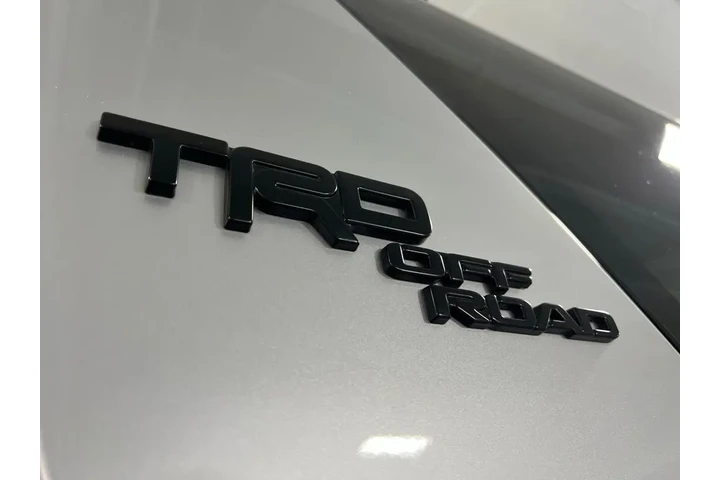 $39000 : 2020 4Runner TRD Off-Road Pre image 10