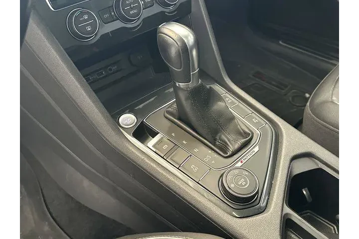 $16500 : Volkswagen Tiguan 2018 AWD 2 image 4