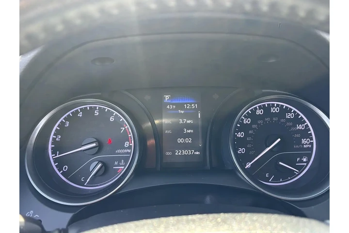 $15000 : 2023 Camry SE image 3