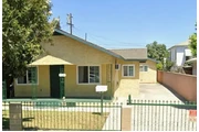 FRONT HOUSE FOR RENT. (3 house en Los Angeles