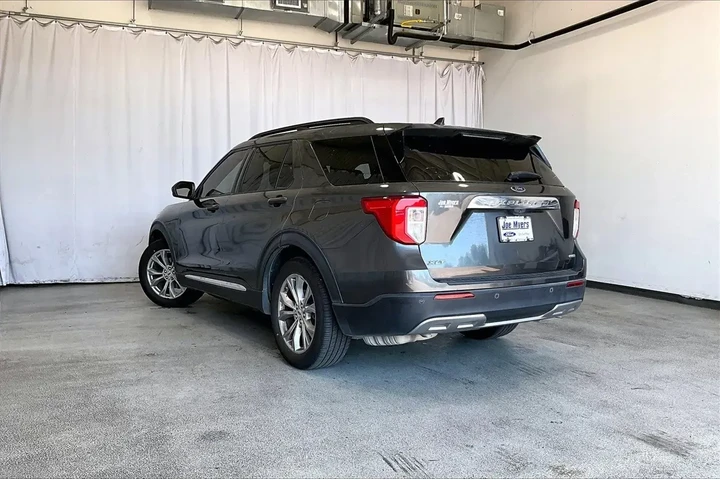 $17991 : Ford Explorer 2020 XLT 4dr S image 5