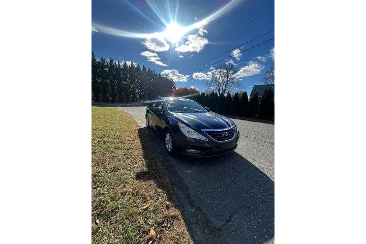 $4995 : Hyundai SONATA 2013 GLS 4dr image 4