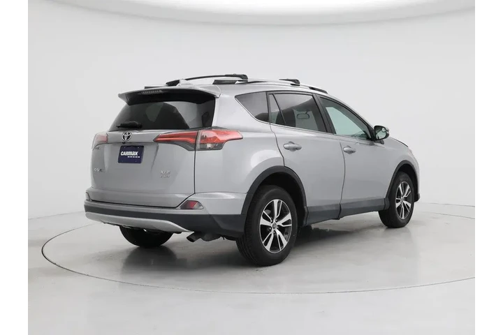 $23998 : Toyota RAV4 2016 AWD XLE 4dr image 8