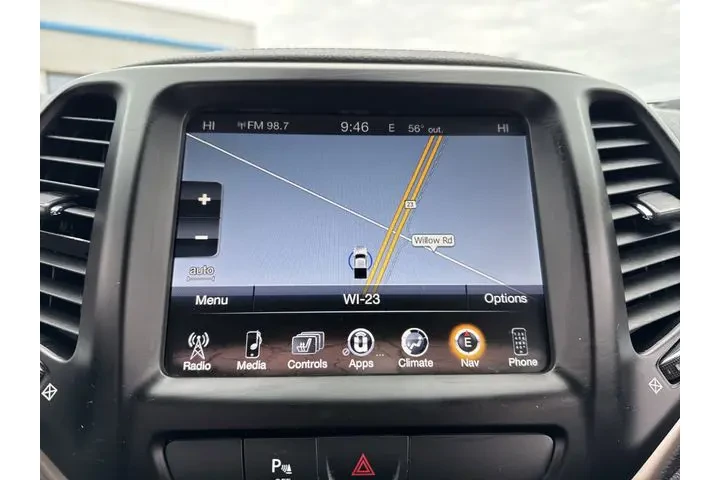 $9122 : Pre-Owned 2018 Cherokee Limit image 9