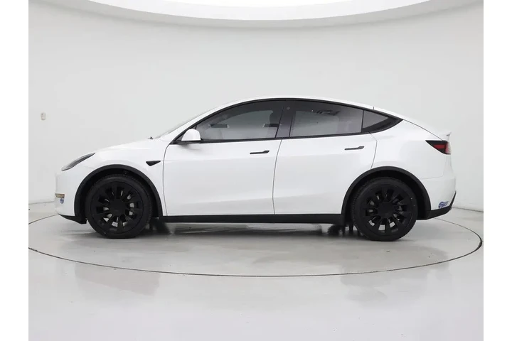 $28998 : Tesla Model Y 2021 AWD Long image 3