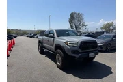 $32600 : Toyota Tacoma 2020 4x4 TRD P thumbnail