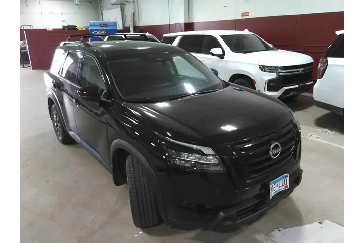 $28699 : Nissan Pathfinder 2023 AWD S image 2