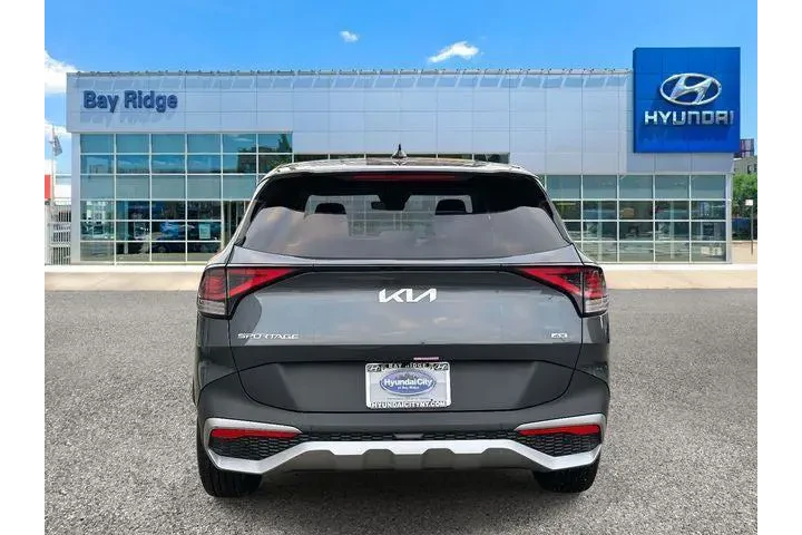$18774 : Kia Sportage 2024 AWD LX 4dr image 5