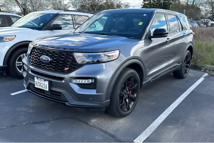$39843 : Ford Explorer 2022 AWD ST 4d image 1