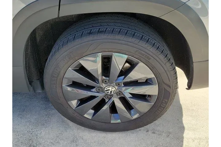 $15977 : Volkswagen Taos 2022 S 4dr S image 5