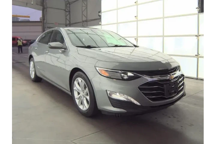 $16493 : Chevrolet Malibu 2023 LT 4dr image 4