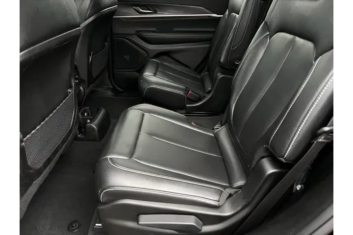 $28400 : Jeep Grand Cherokee L 2024 4 image 8