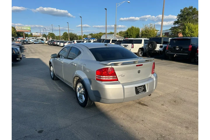 $4980 : 2010 Avenger 4dr Sdn R/T image 4