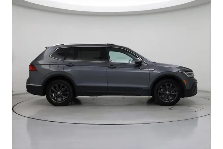 $19998 : Volkswagen Tiguan 2023 SE 4d image 7