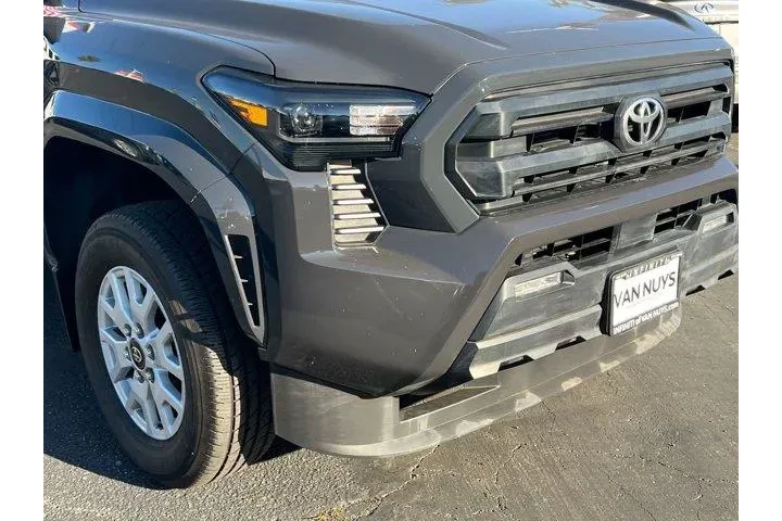 $32995 : Toyota Tacoma 2024 4x2 SR5 4 image 9