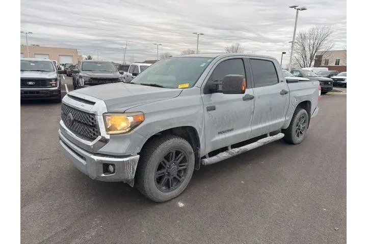 $28000 : Toyota Tundra 2019 4x4 SR5 4 image 3