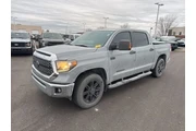 $28000 : Toyota Tundra 2019 4x4 SR5 4 thumbnail